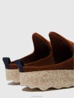 Asportuguesas Mules Women BROWN ROUND TOE MULES COME 226H128 - Image 4