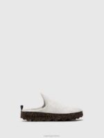 Asportuguesas Mules Women OFFWHITE ROUND TOE MULES COME 226H144