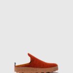 Asportuguesas Mules Women RED ORANGE ROUND TOE MULES COME 226H122