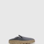 Asportuguesas Shoes Women GRAY ROUND TOE SHOES CREW 226H58